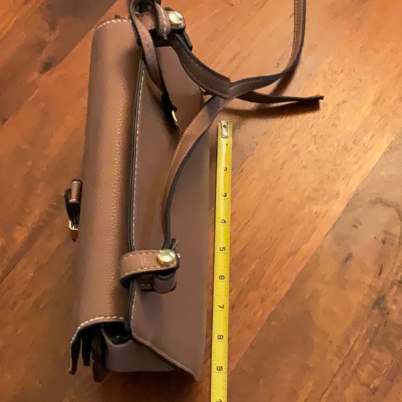 London Fog Crossbody bag - Picture 6 of 6